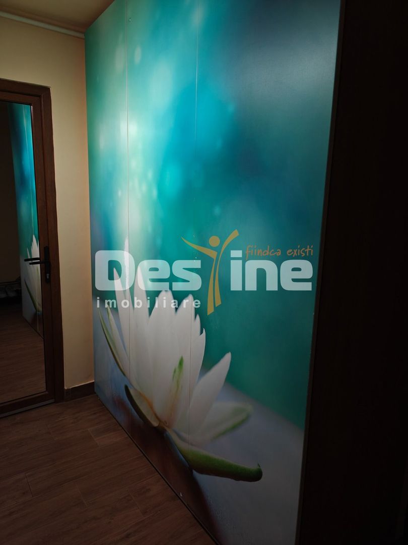 Apartament Superb  3 camere PLopeni 52.86 mp! - Poză 6