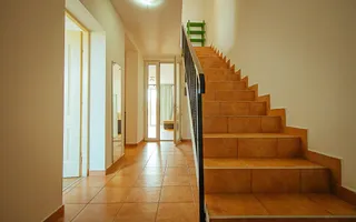 Exclusivitate - Sanpetru, casa cu priveliște deosebită - Poză 11