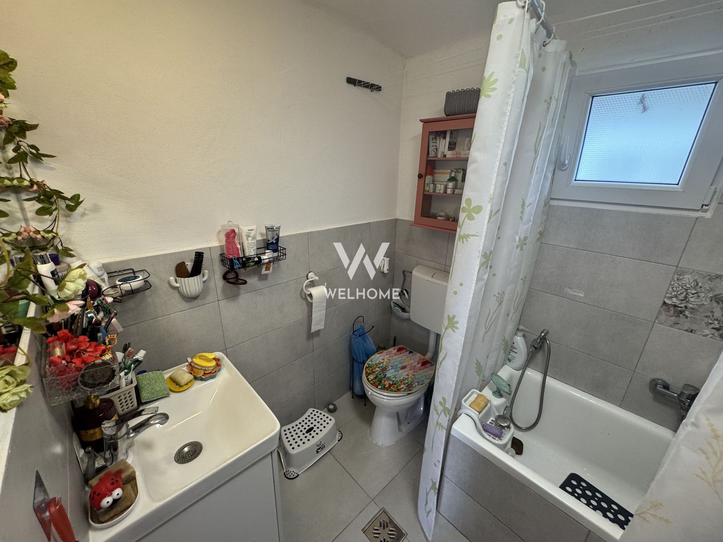 Casa individuala in Arpasu de Sus, teren mare, partial renovata - Poză 4