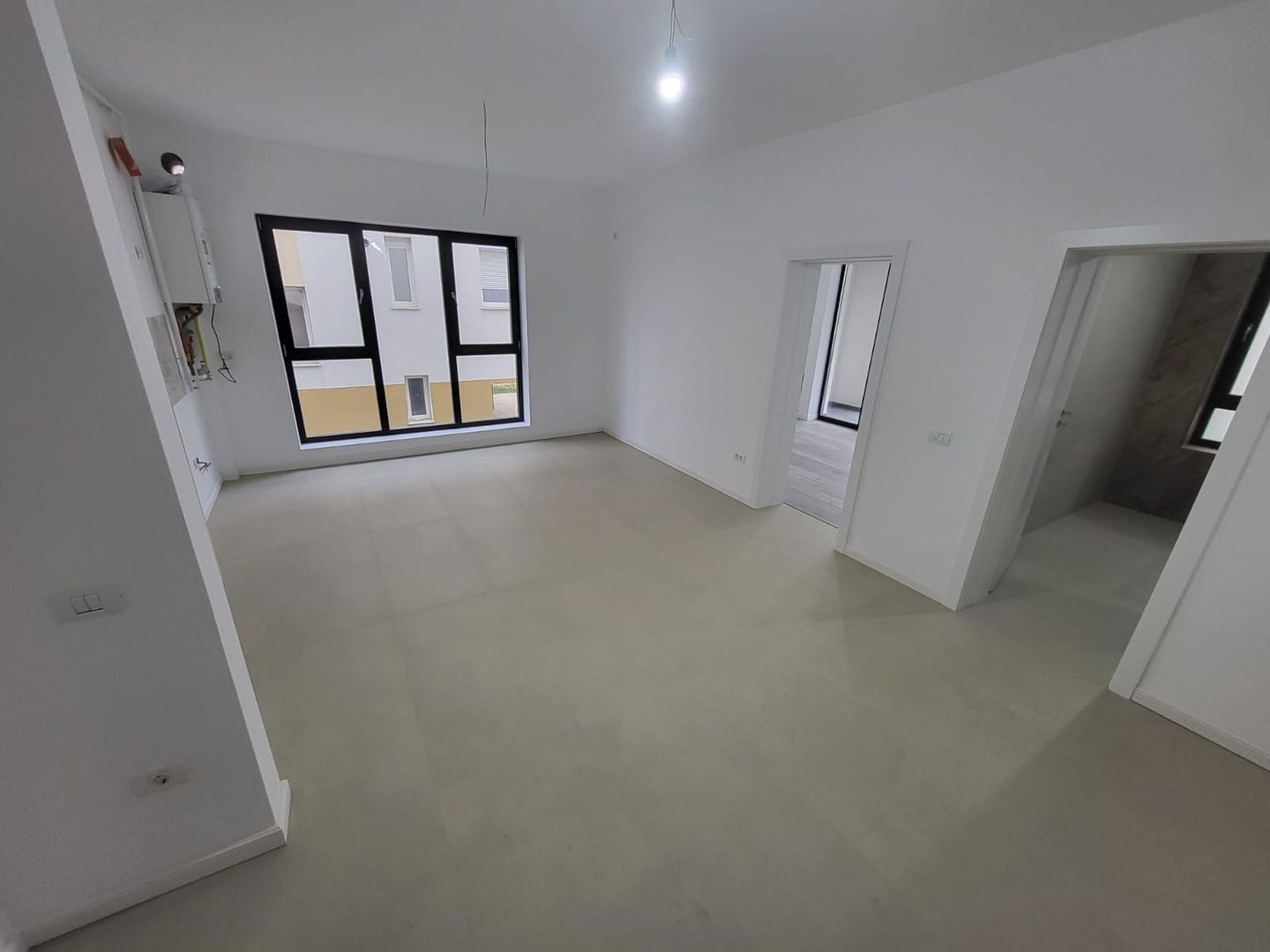 Giroc | Str. Neptun | 2 Camere | Bloc nou | Parcare în CF - Poză 1