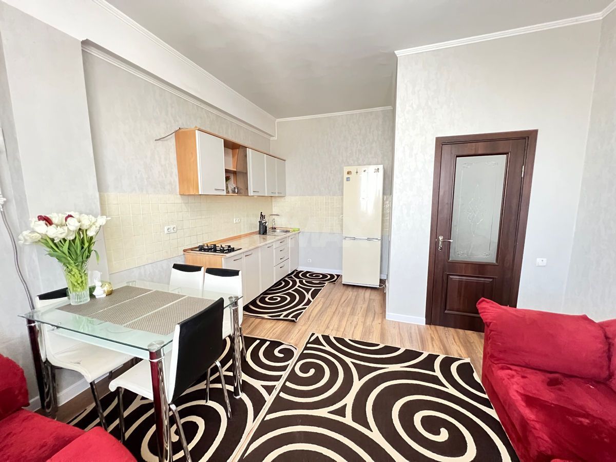 Vinzare apartament cu 1 camera bd.Traian 22 - Poză 3