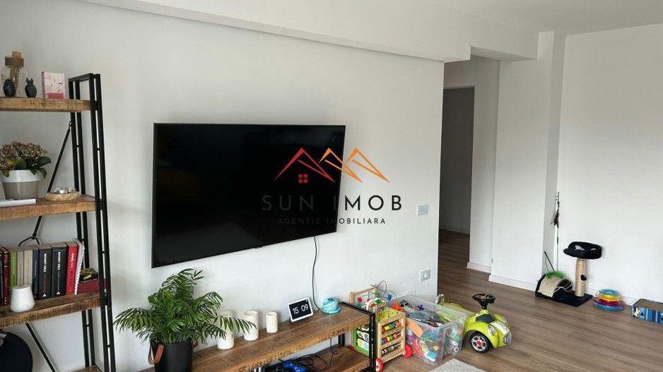 Apartament 4 camere, decomandat, 101 mp, CT, recent renovat, Decebal - Poză 12