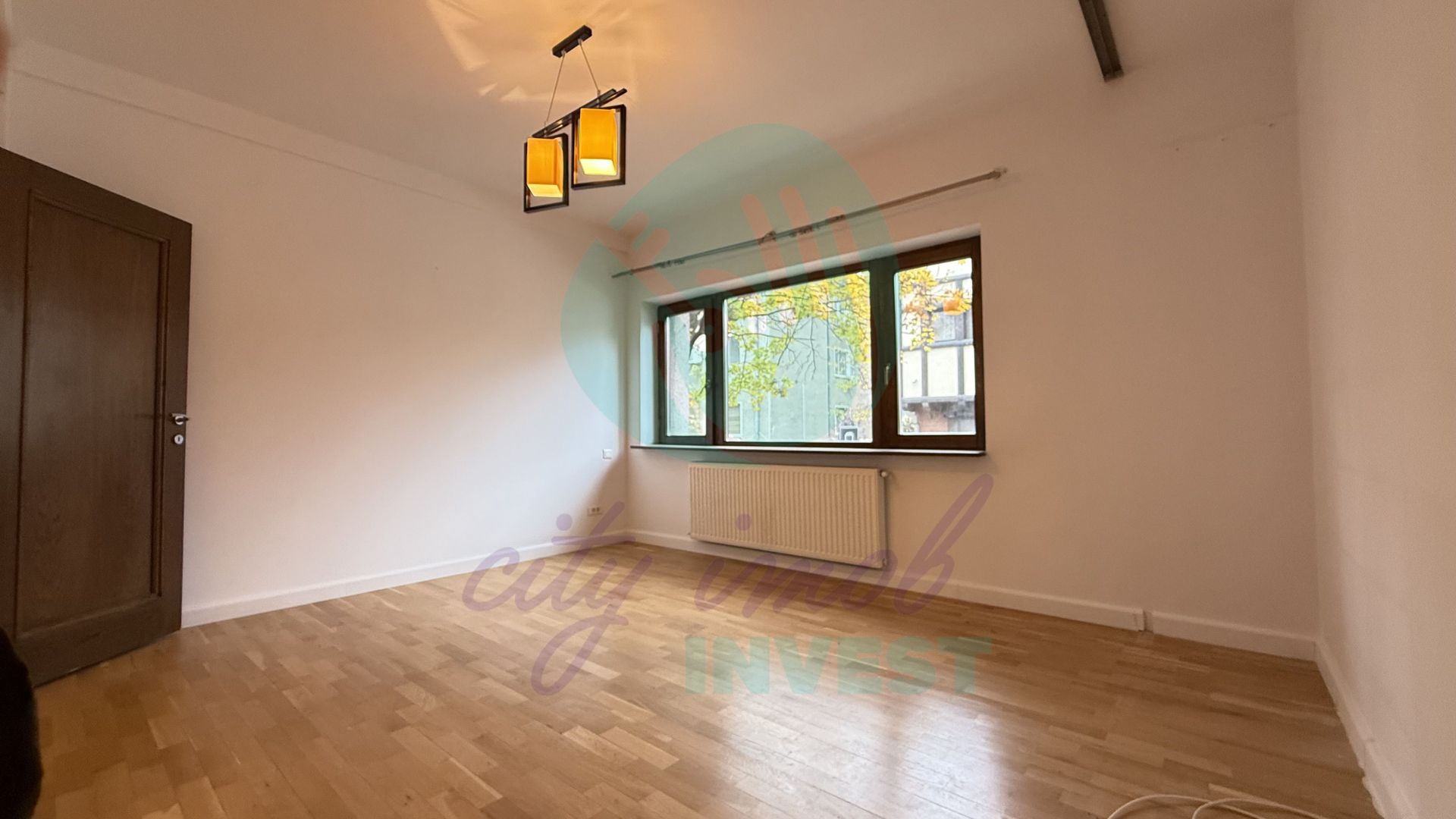 3 camere Primăverii – parter înalt, imobil mic, renovat - Poză 3