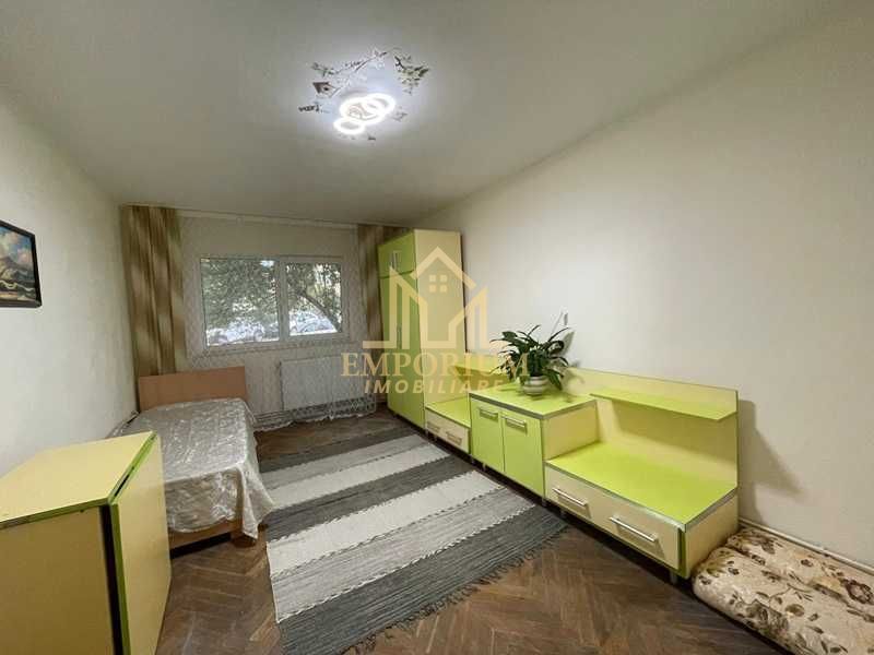 2 camere decomandate, Manastur, zona Mc - Poză 2