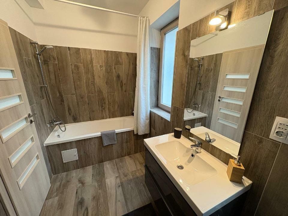 BRASADAS închiriază garsoniera in zona Unirii 2018 balcon. - Poză 7