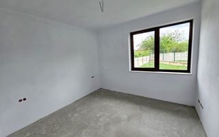Casa semifinisata, 4 camere, 393 mp teren,  Barabant - Poză 9