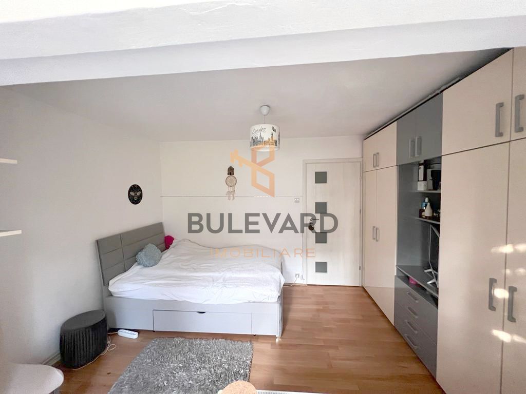 Apartament cu 3 camere decomandate, zona strazii Alexandru Vlahuta! - Poză 3