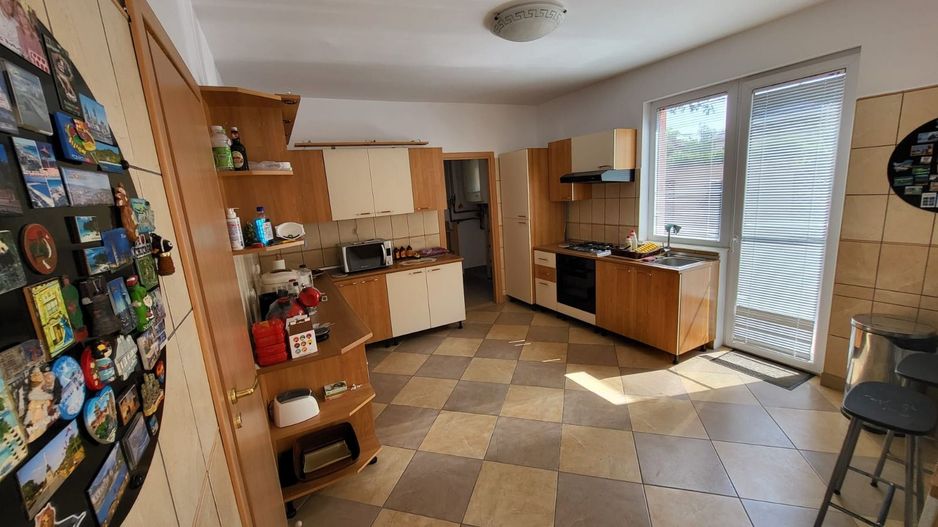 Vanzare vila individuala 5 camere - Poză 3