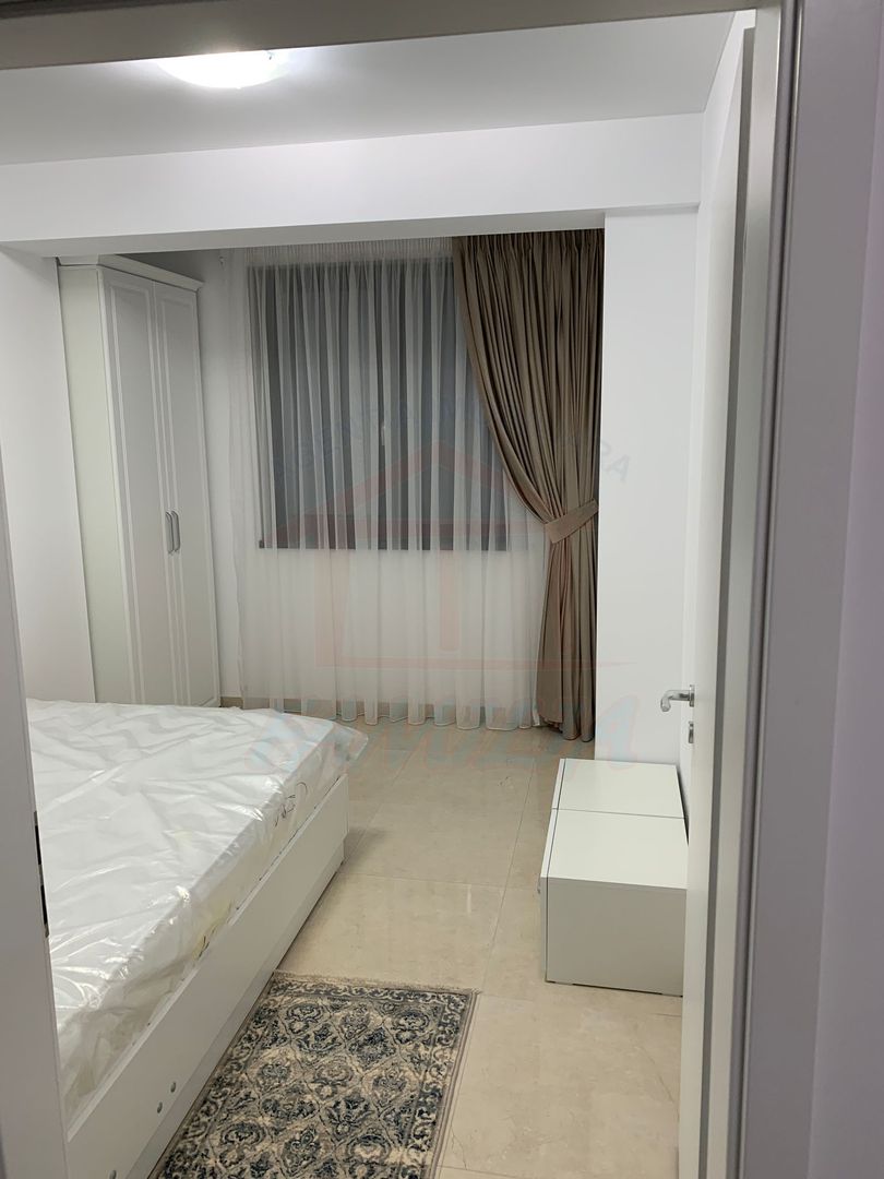 Inchiriem studio in Micro 17 , etaj 2 bloc ROKA, parcare privata, - Poză 7