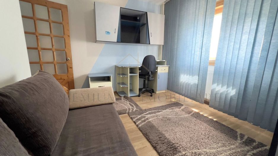 Apartament 2 Camere - Zona de jos - Decomandat - Poză 2