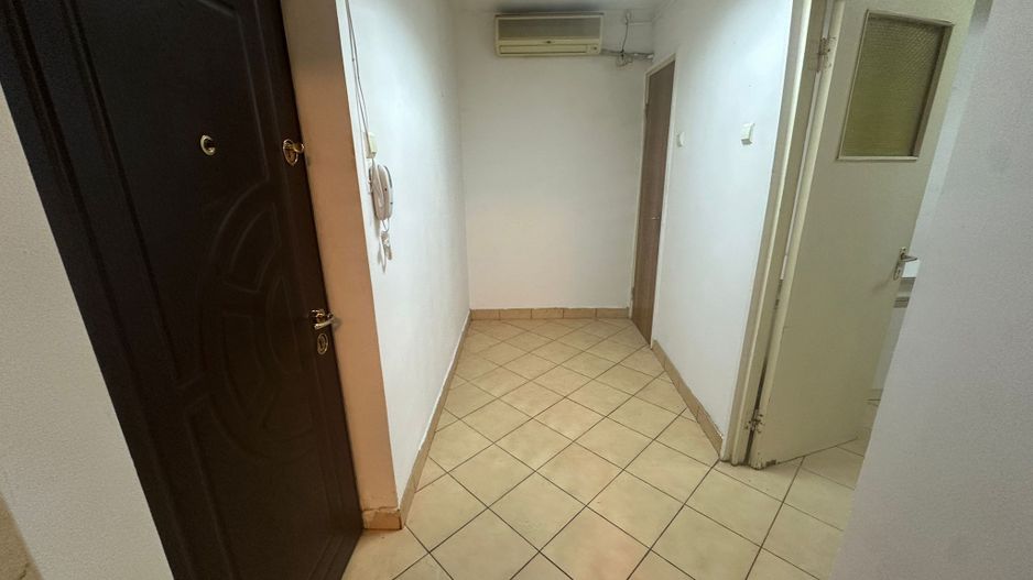 2 Camere Parter din 8 an 1982 Ideal Birou Firma Bloc Izolat Bucur Obor - Poză 12