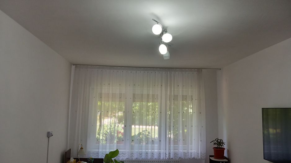 ageuropa.ro vinde ap 2 cam 46mp RENOVAT la PARTER în Micro 14. - Poză 1