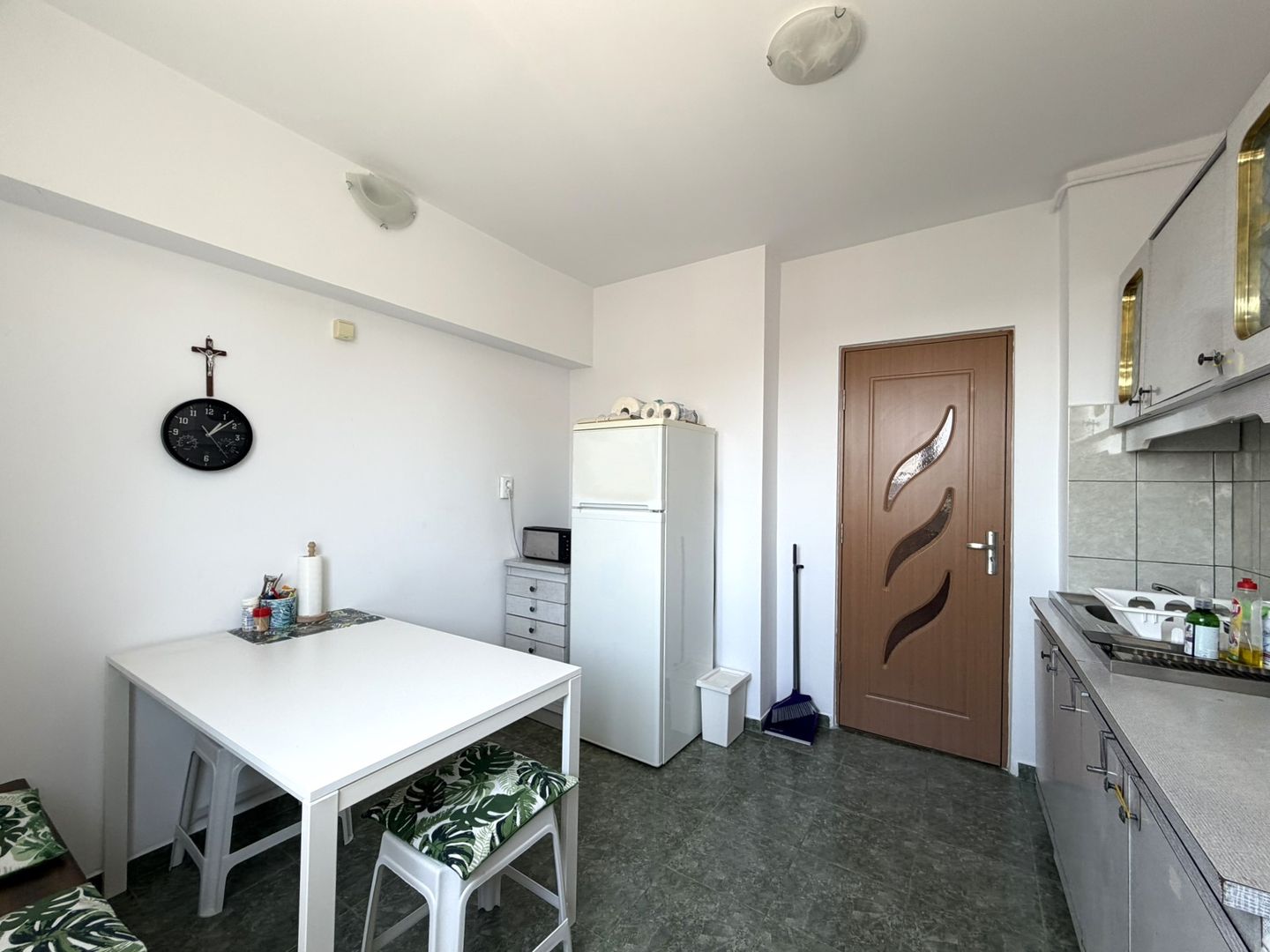 Apartament renovat, decomandat, luminos | Zona Dristor metrou - Poză 10