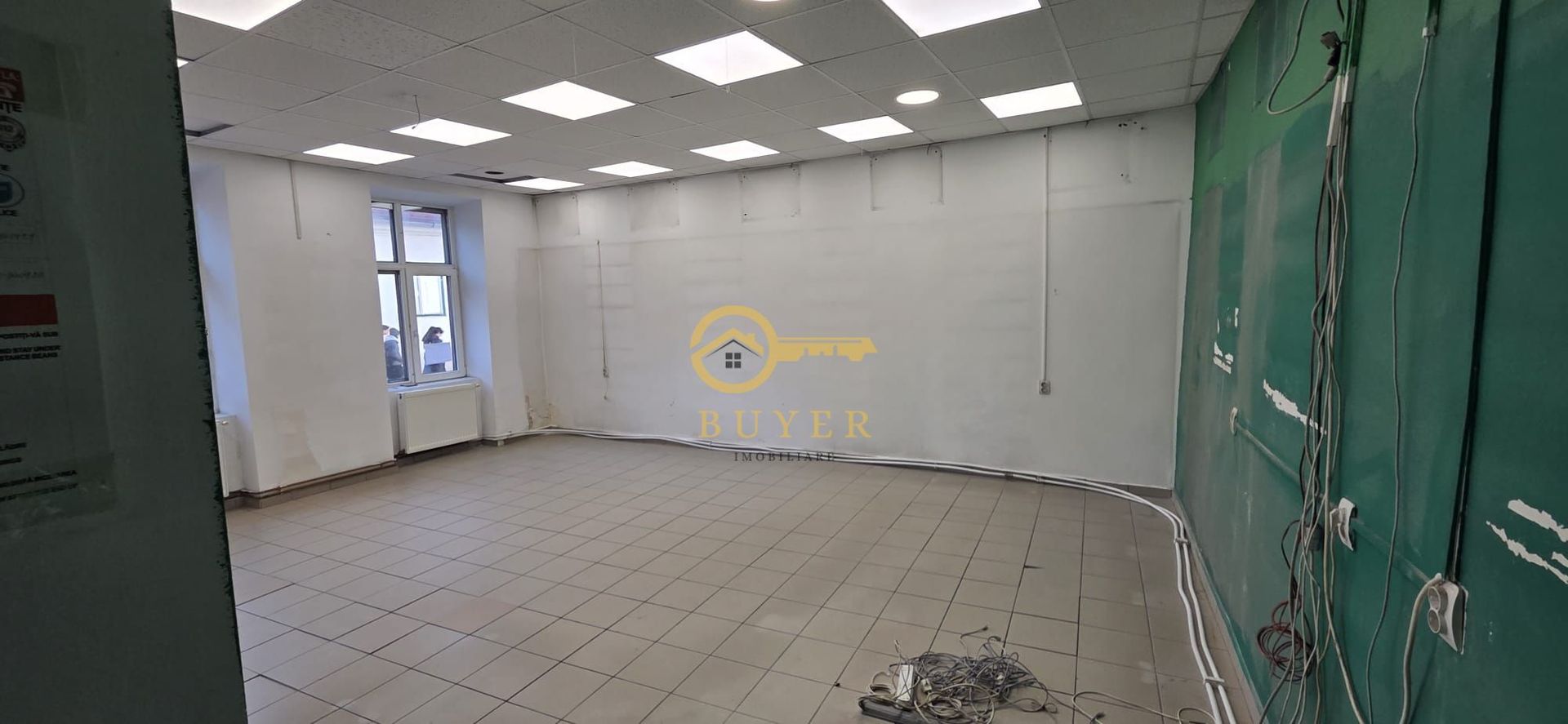 Spatiu comercial Ultracentral de inchiriat, 69mp– vitrina la strada - Poză 8