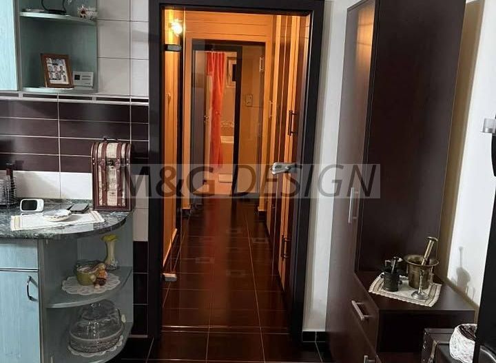 3 camere decomandat  Aradului - Poză 1