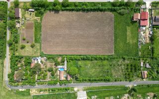 Teren Intravilan de 3,090 mp în Cuvin - Poză 15