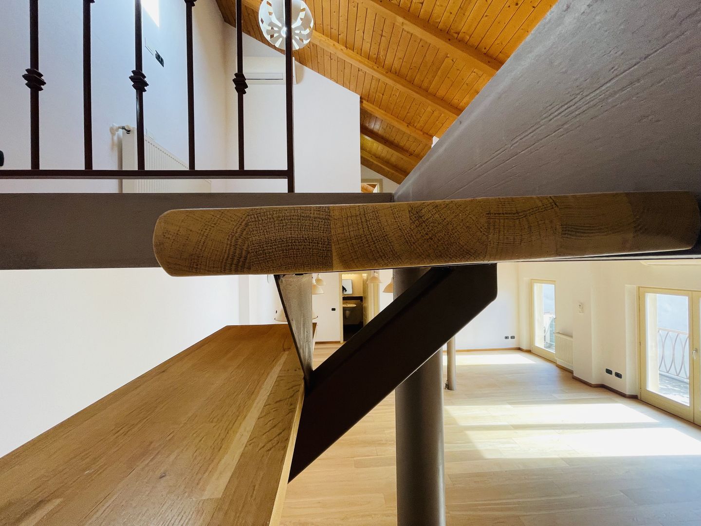 P-ta Unirii - Comision 0% | Apartament 3 camere-113 mp | Imobil 2008 - Poză 11