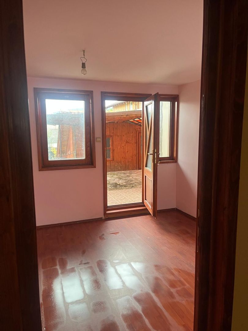 Casă complet renovată, pentru locuință sau pensiune turistică! - Poză 3