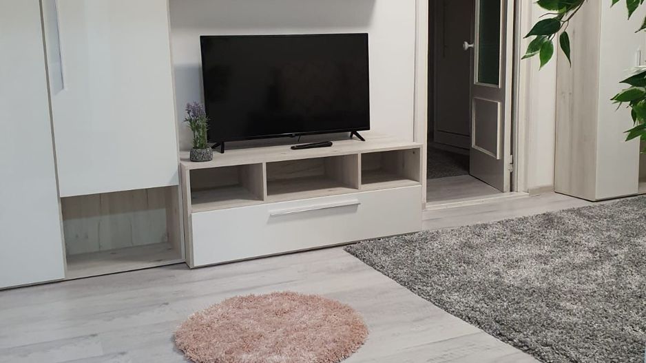 Spitalul jdetean | 2 Camere | Etaj 1 | Disponibil imediat - Poză 1