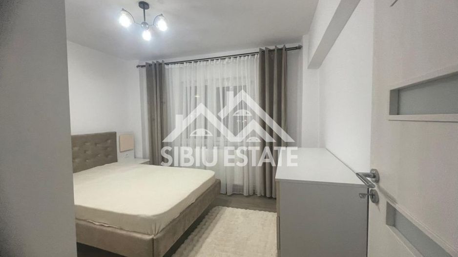 Apartament de vanzare cu 2 camere decomandat, etaj 2, pivnita- Cartierul Strand - Poză 9
