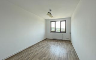 Casa individuala pe 3 niveluri pretabila pentru birouri, in cartierul Iris - Poză 9