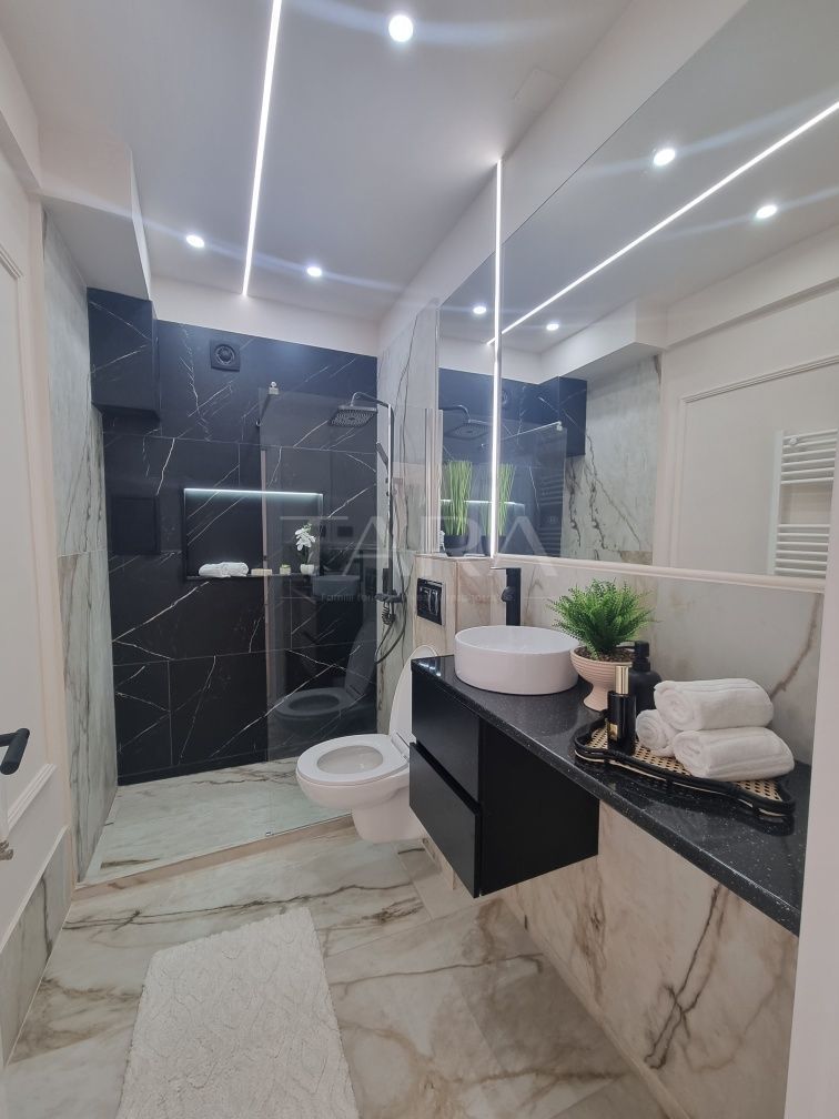 Oportunitate rară în zona ultracentrală, 2 camere, complet renovat. - Poză 7