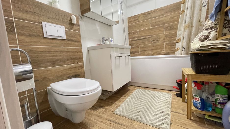 Apartament mobilat si utilat complet - Poză 11