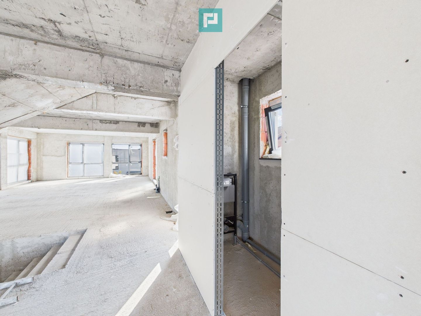 Clădire multifuncțională P+2 și 12 locuri de parcare - Corbeanca - Poză 23