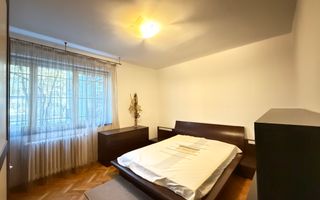 90mp /3 camere/2 bai/ parter inalt/ garaj inclus/ Cartier Plopilor - Poză 3