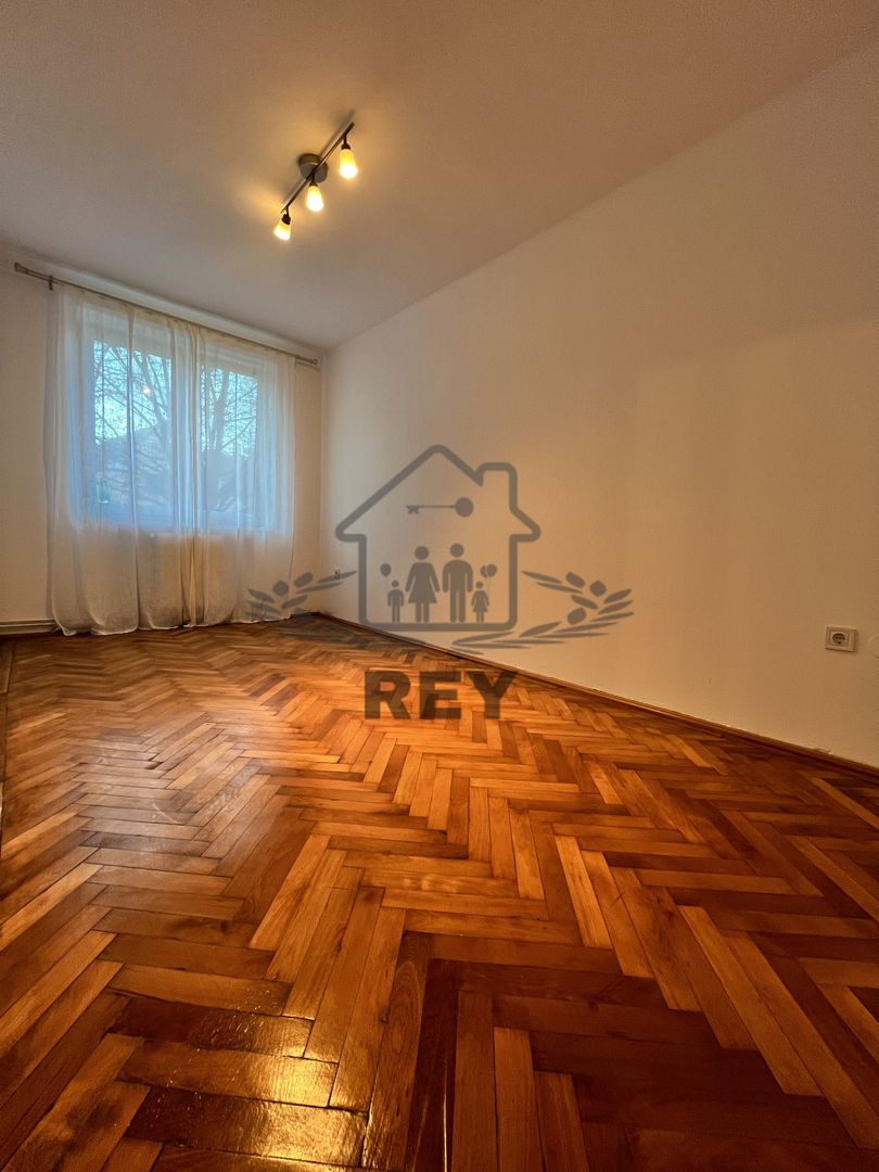 Apartament 3 camere – Etaj 1 | Zona CEC - Poză 10