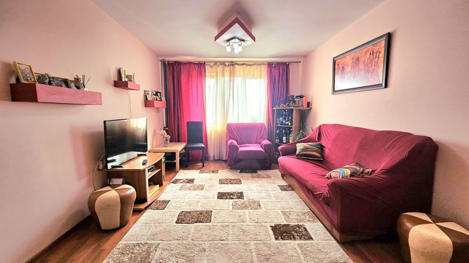 Apartament cu 3 camere de vanzare Casa de Cultura Constanta - Poză 1