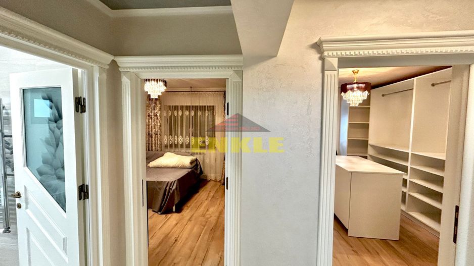 De vanzare apartament cu 3 camere, zona Piata Mare. - Poză 11