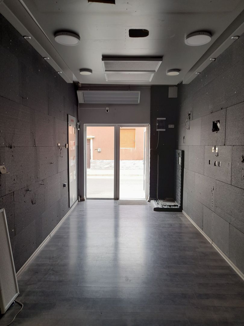 Inchiriere birou/ spatiu comercial, Calea Clujului - Oradea - Poză 1