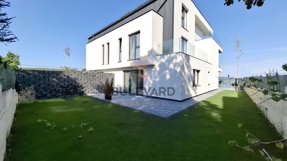 Casa tip duplex, curte libera 200 mp, in cartier Europa! - Poză 1