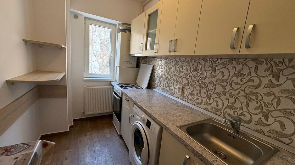 AP. 2 CAMERE PIATA SUDULUI, BLOC NOU, BUCATARIE INCHISA, METROU 9 MIN - Poză 7