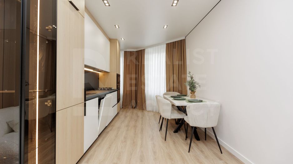 Vânzare, apartament, 2 dormitoare+living, str. Ioana Radu, Buiucani - Poză 3