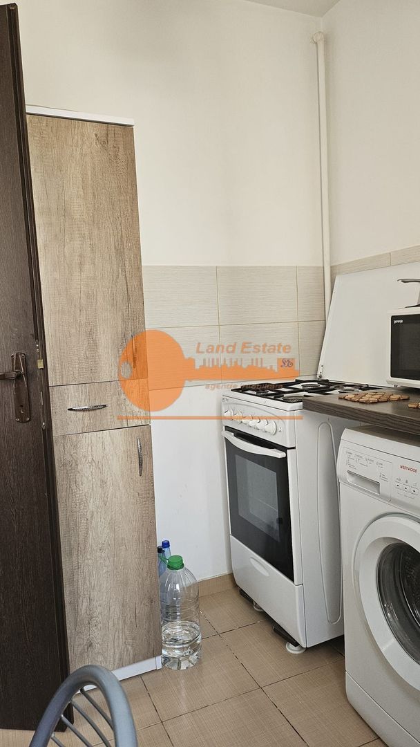 Garsoniera Gorjului (550m metrou-2008-Parcare ) - Poză 5