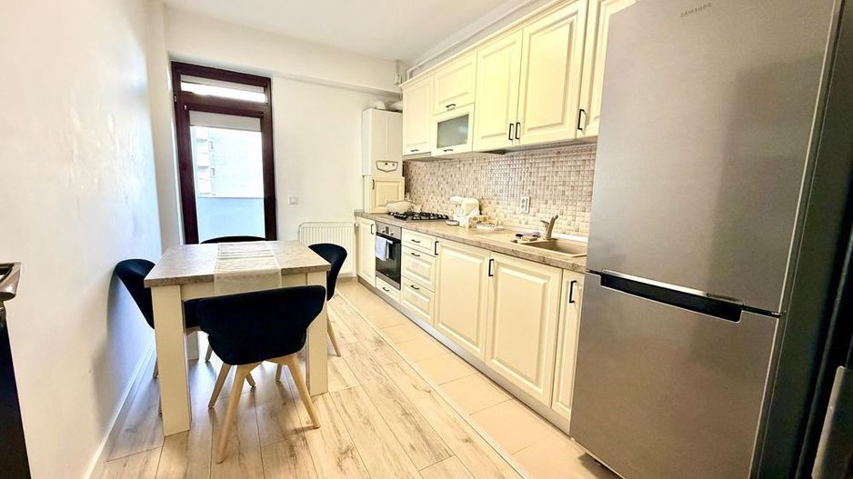 Apartament  de vanzare cu 2 camere in Alba Iulia zona Arex - Poză 1