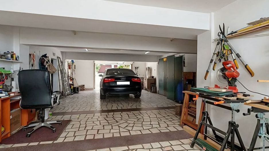 Vilă excepțională cu lift, piscina și teren de 1000 mp | VOLUNTARI - Poză 19