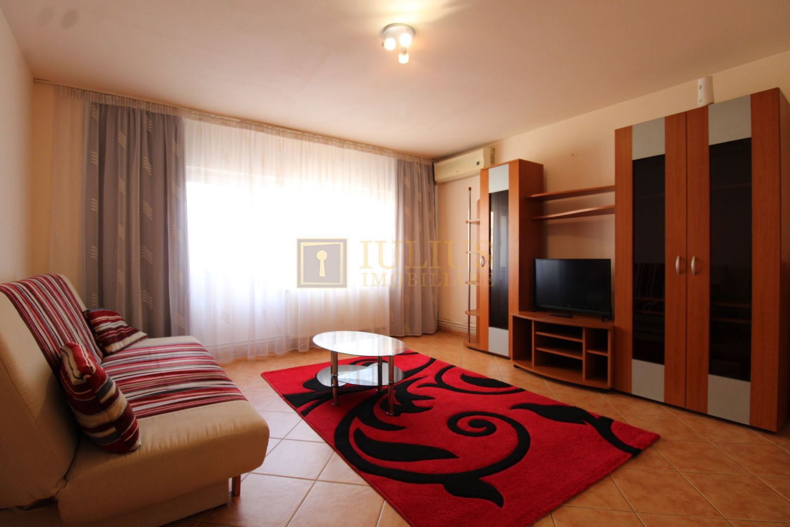 Decomandat, centrala proprie, zona Lunei - Complex Studentesc. - Poză 1