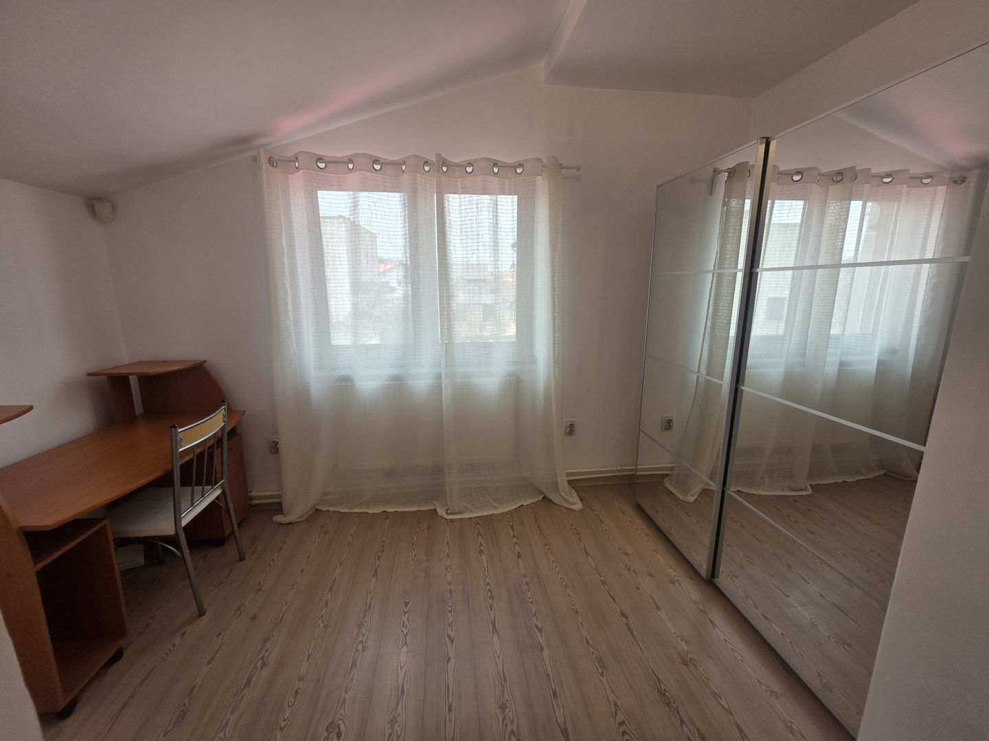 Casa individuala | 5 camere | teren 300 mp | Pipera - Poză 14