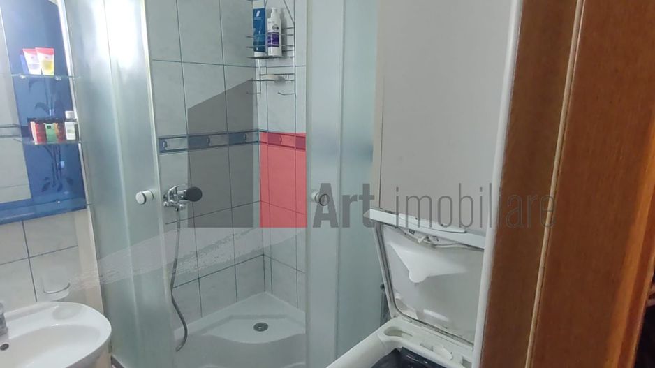Închiriere apartament 2 camere Apărătorii Patriei - Poză 2