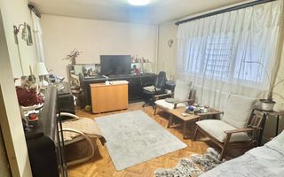 Apartament 3 camere -Centru - Poză 1