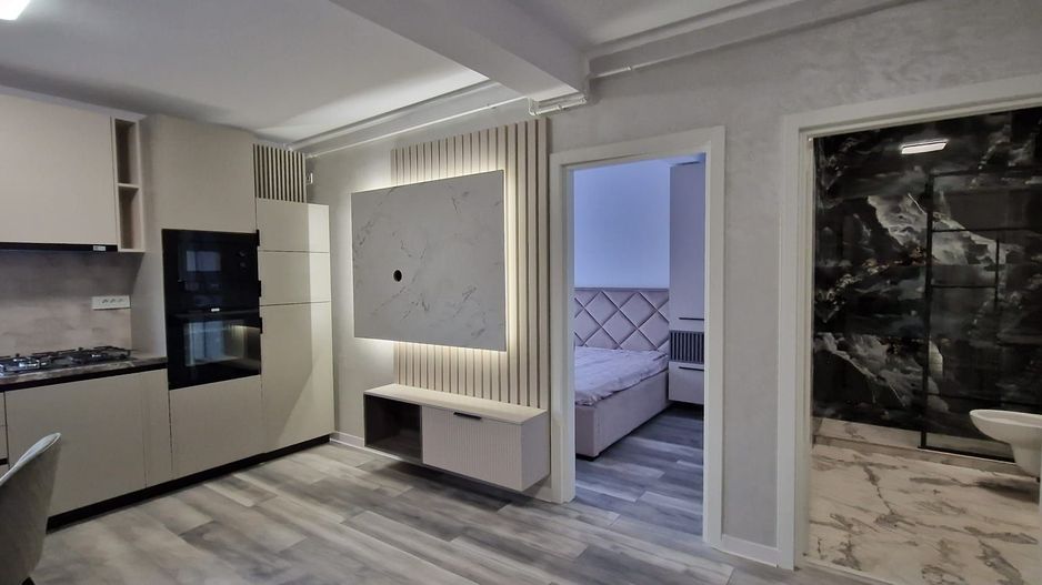 Apartament 2 camere 44 mp Rediu 80000 euro loc parcare inclus - Poză 1