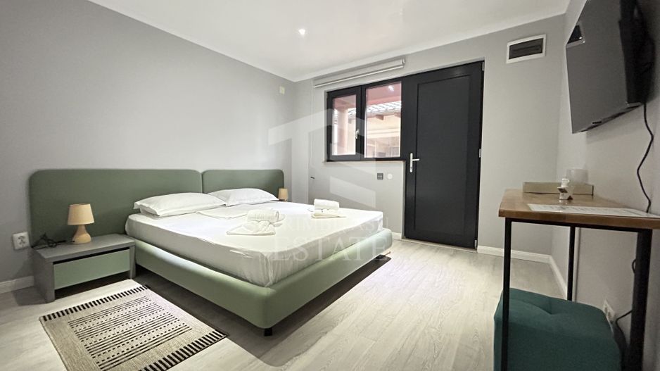 Pensiune Casa Eva Statiunea 2 Mai - 12 camere - teren 600 mp - Poză 10