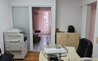 Birou, 5 camere, 2 grupuri sanitare, complet mobilat si utilat - Poză 1