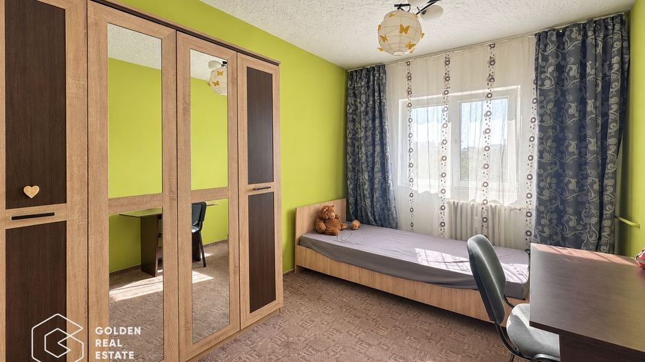 Apartament 4 camere, 86 mp,  decomandat,  Zona Vlaicu-Lebada - Poză 1
