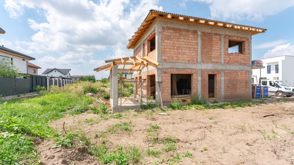 Casă Individuală în Bartolomeu, Brașov - Vânzare ”La Roșu”! - Poză 4