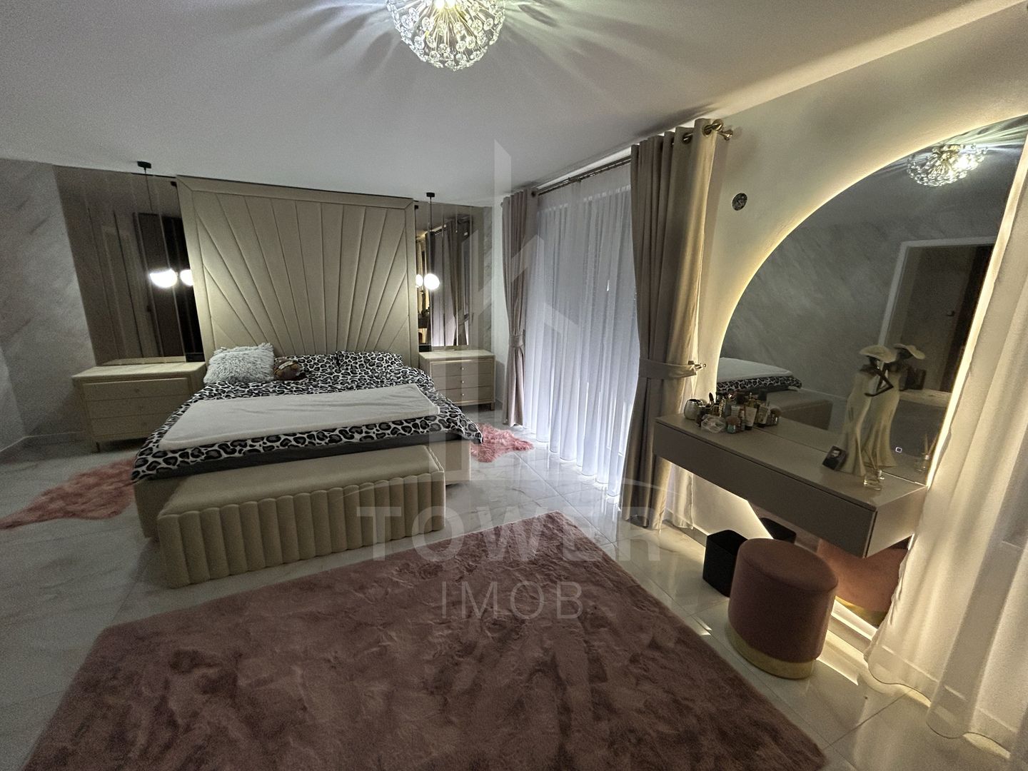 Casă de vânzare în Mediaș | Piscină | Panouri Fotovoltaice - Poză 20