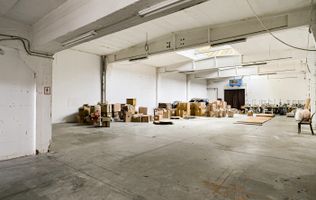 Hala industriala de inchiriat 320 mp Arad